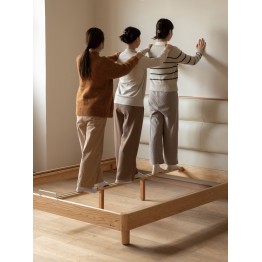 Lit bas avec tête de lit rembourrée – Chêne massif FAS & cuir écolo...