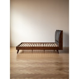 Lit en noyer noir avec grande tête de lit rembourrée en cuir noir –...